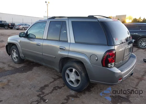 2008 Chevrolet Trailblazer Lt из США, поврежденный, VIN 1GNDS13SX82212295